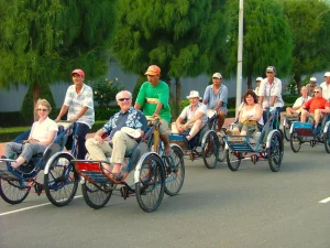 Discover North & Central of Vietnam
From Hanoi to Ha Long Bay and Hoi An 6 Days Tour